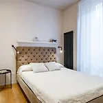 Mariposa Apartment *
